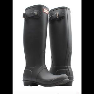 Hunter Tall Matte Black Rain Boots
